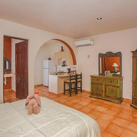 Hacienda San Miguel Hotel & Suites Косумел Екстериор снимка