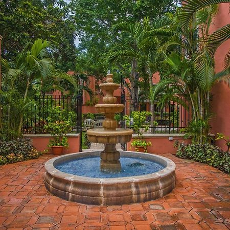 Hacienda San Miguel Hotel & Suites Косумел Екстериор снимка