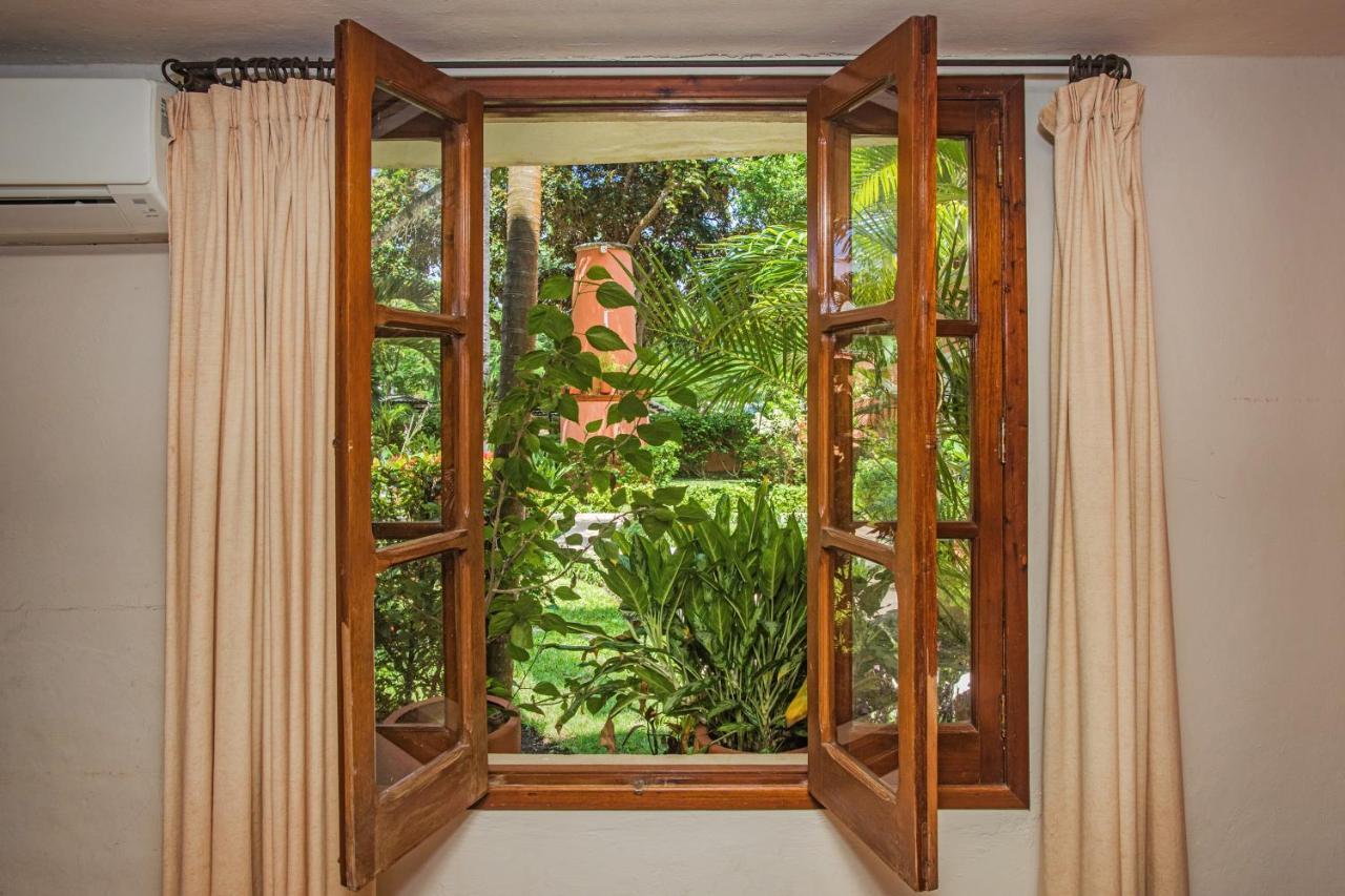 Hacienda San Miguel Hotel & Suites Косумел Екстериор снимка