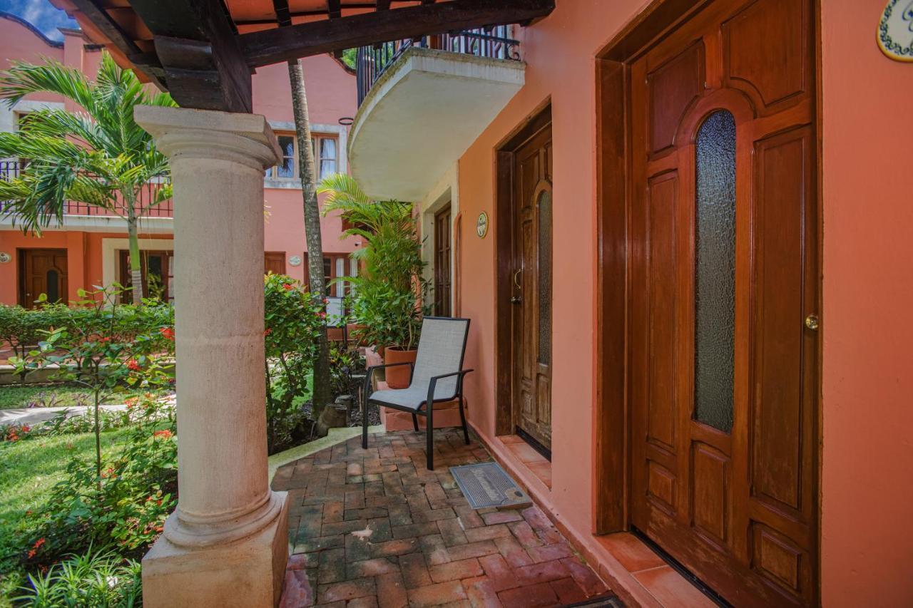 Hacienda San Miguel Hotel & Suites Косумел Екстериор снимка