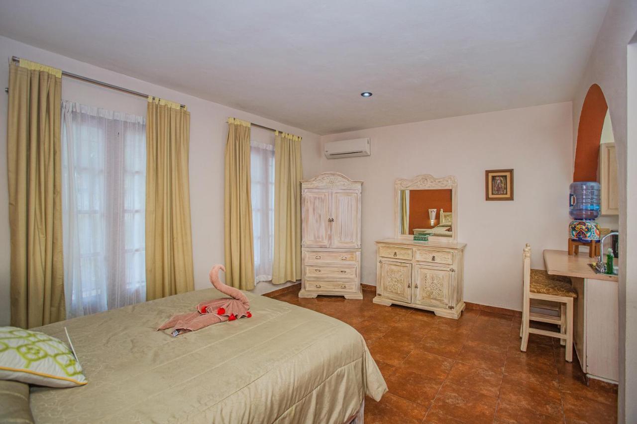 Hacienda San Miguel Hotel & Suites Косумел Екстериор снимка