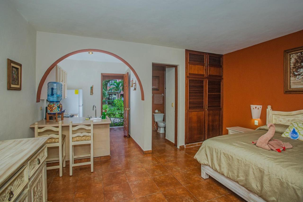 Hacienda San Miguel Hotel & Suites Косумел Екстериор снимка