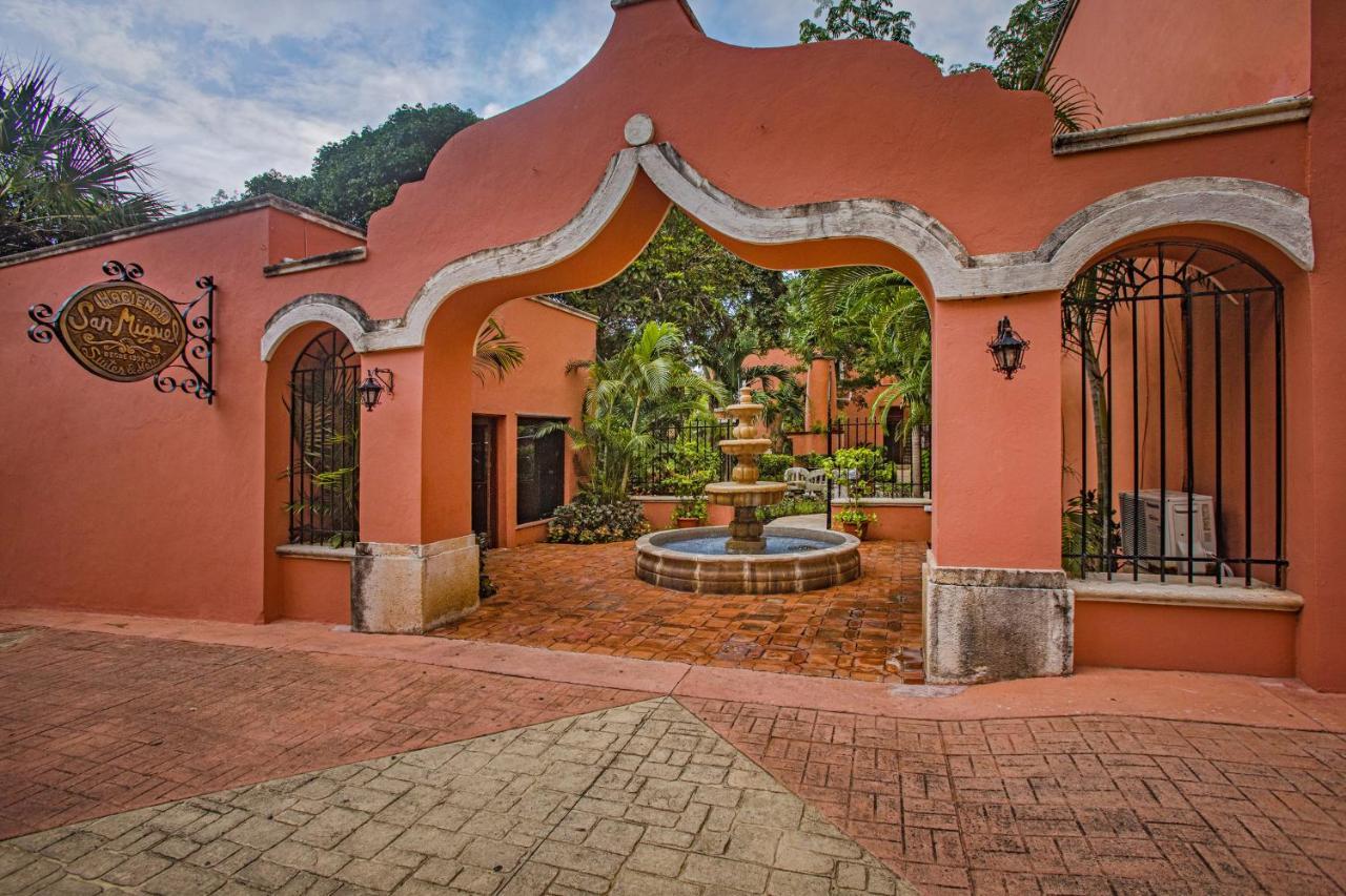 Hacienda San Miguel Hotel & Suites Косумел Екстериор снимка