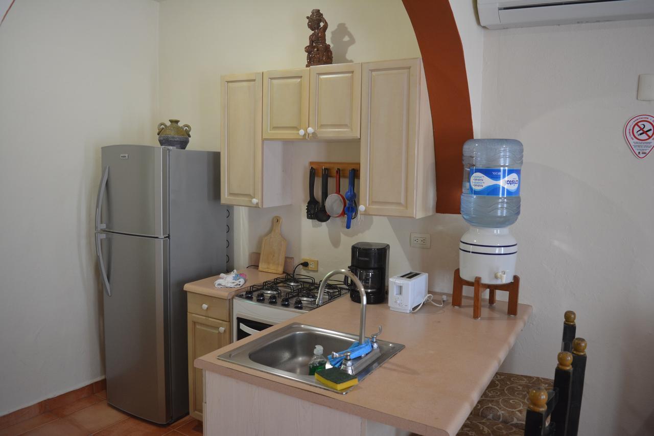 Hacienda San Miguel Hotel & Suites Косумел Екстериор снимка